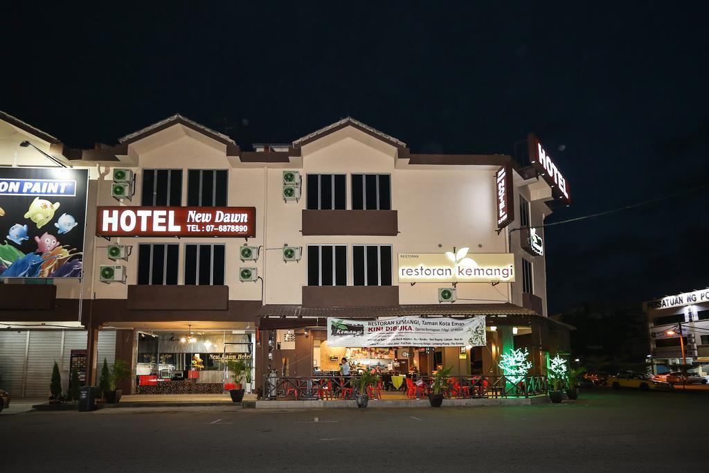 New Dawn Hotel Pontian Sdn Bhd Pontian Kecil Exterior foto