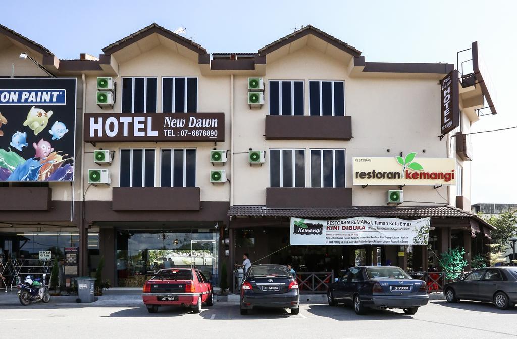 New Dawn Hotel Pontian Sdn Bhd Pontian Kecil Exterior foto